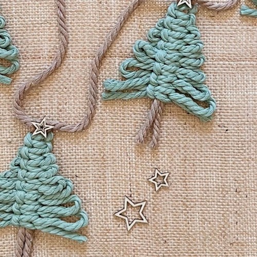 Craft & Coffee at Shepparton Library - Macrame Christmas Ornament