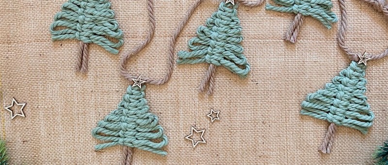 Craft & Coffee at Shepparton Library - Macrame Christmas Ornament