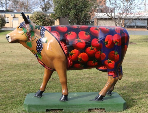 3.Moooving Art Shepp .14-7-24 . 194 - Lola Murchibella by Jane Spencer 